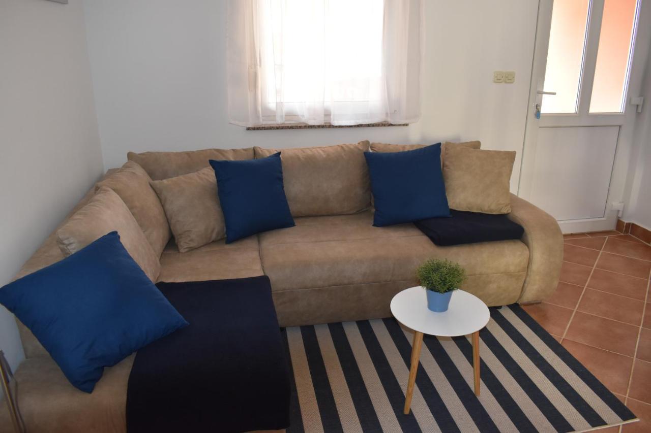 Holiday House Matej 维尔 外观 照片
